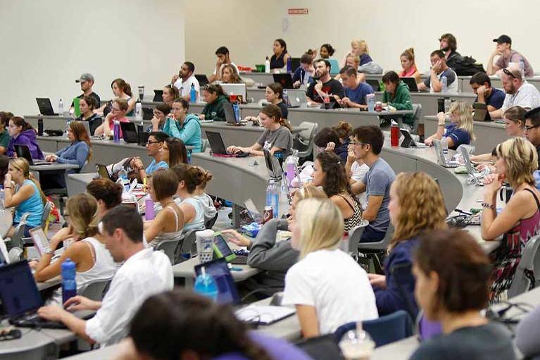 Ross Vet students in a large lecture classroom