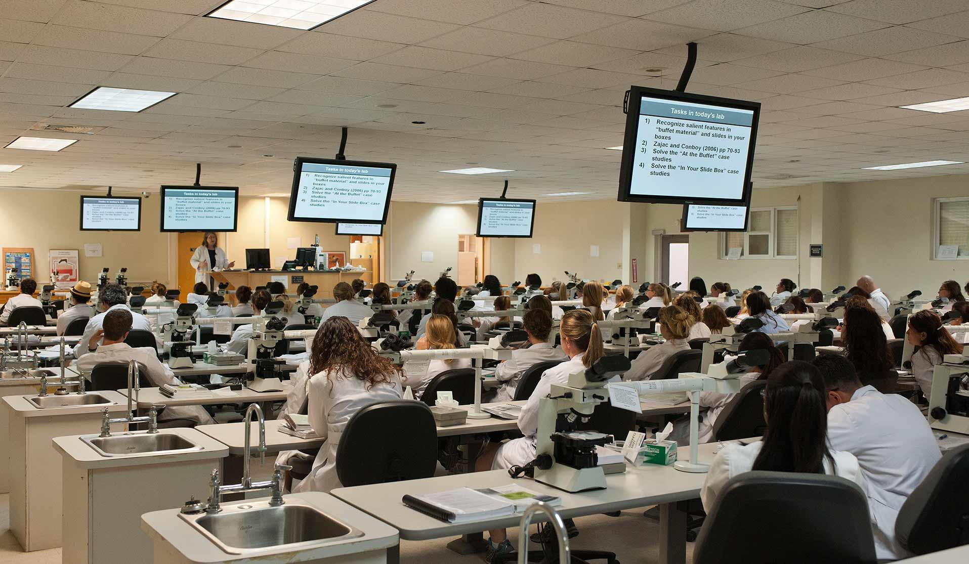 Ross Vet students in a large lecture classroom